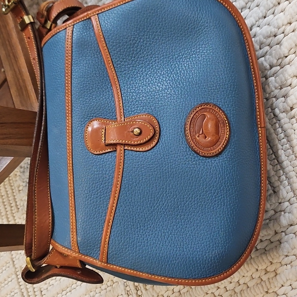 Vintage Dooney & Bourke Large Horshoe Blue - Picture 2 of 15
